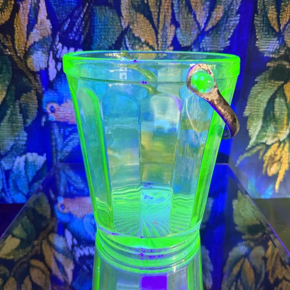 Vintage Green Uranium Glass Ice Bucket Paneled Vaseline Glass Glows UV 6 Inch